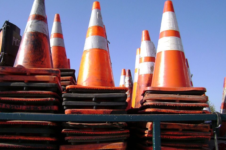 Overnight lane closures on southbound I-5 in Kent Monday–Tuesday