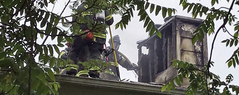Chimney fire hits house in Covington Sunday