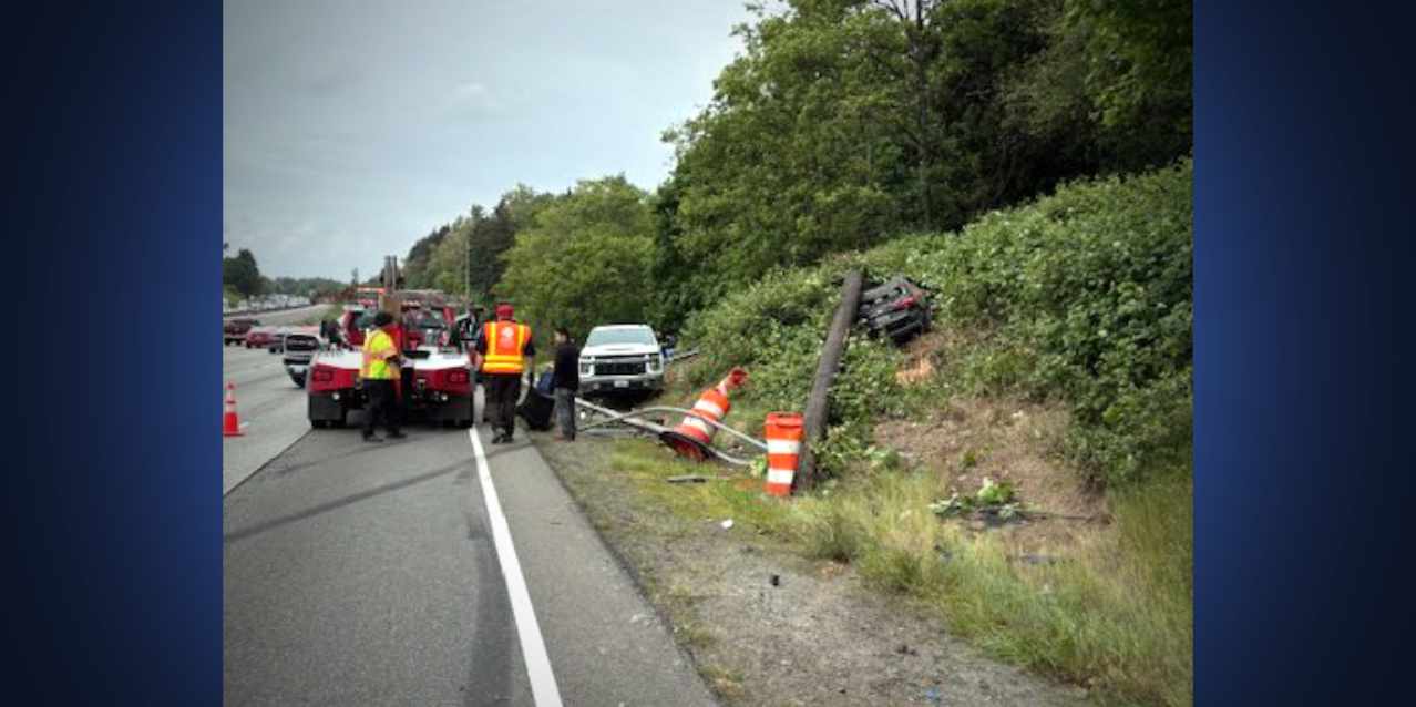 DUI suspect arrested after car crashes into truck towing boat on I-5 in ...