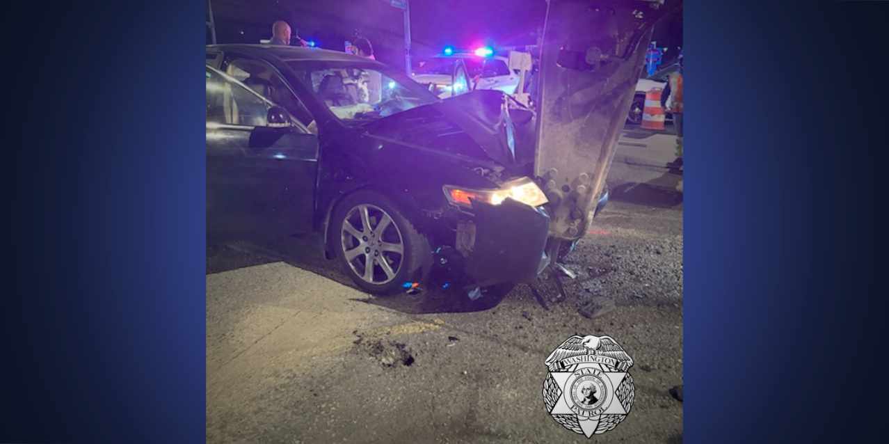 Driver arrested for suspected DUI after crashing into excavator in Kent ...